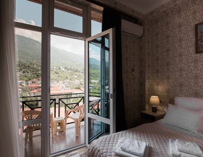 Стандарт видовой с балконом - Отель «Империя» Гагра