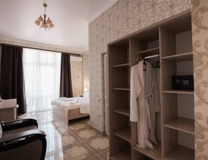 Стандарт видовой с балконом - Отель «Империя» Гагра