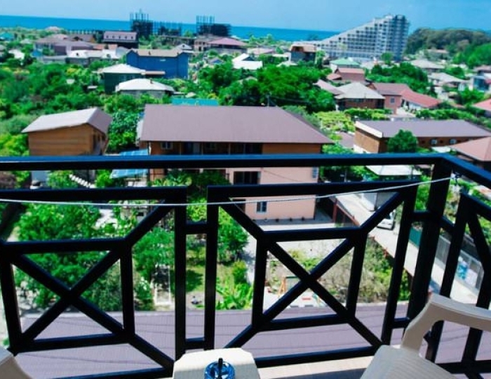 Семейный 3-местный с балконом - Отель «Империя» Гагра